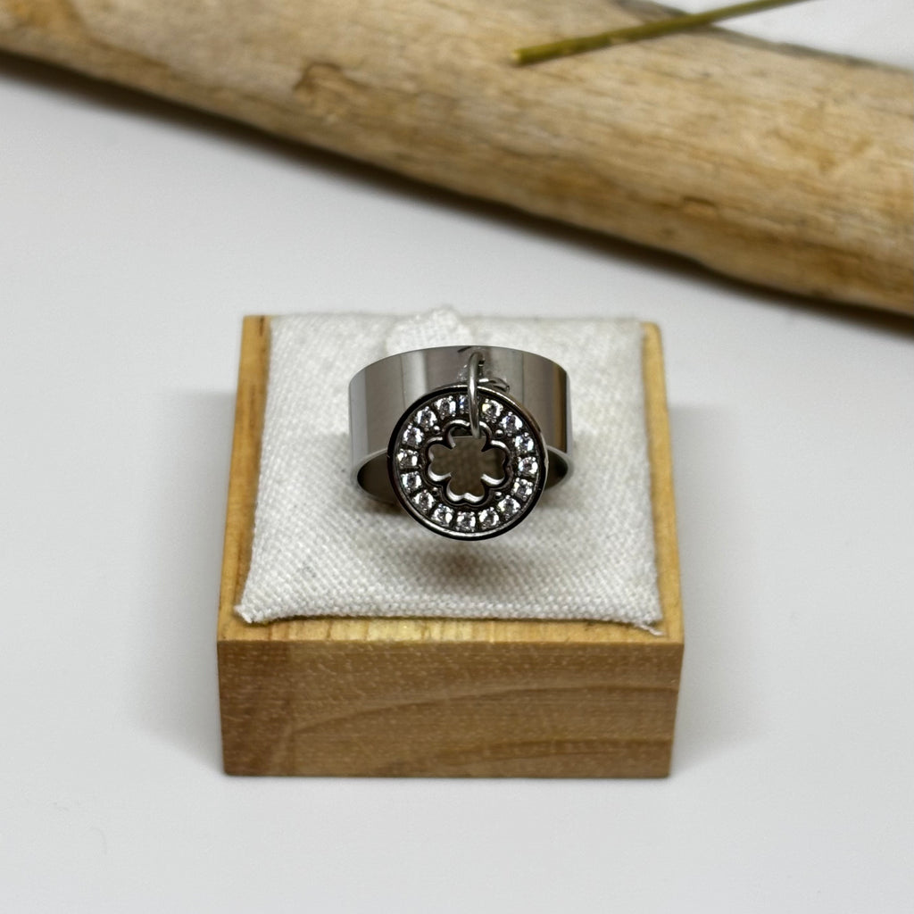 Bague argentée Bohm - Pendentif trèfle