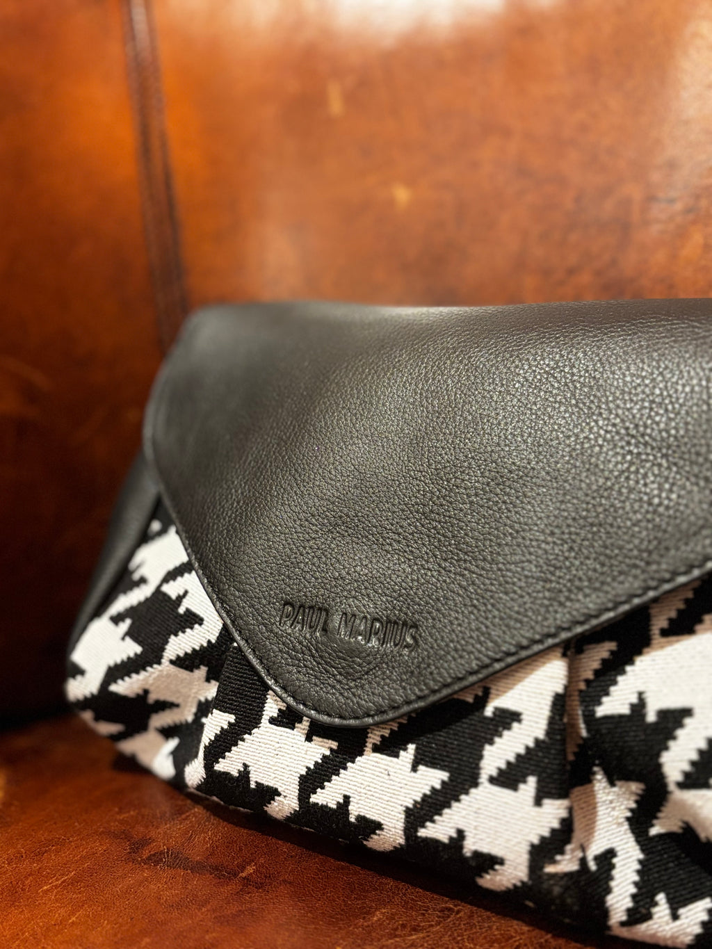 Suzon allure noir - Paul Marius