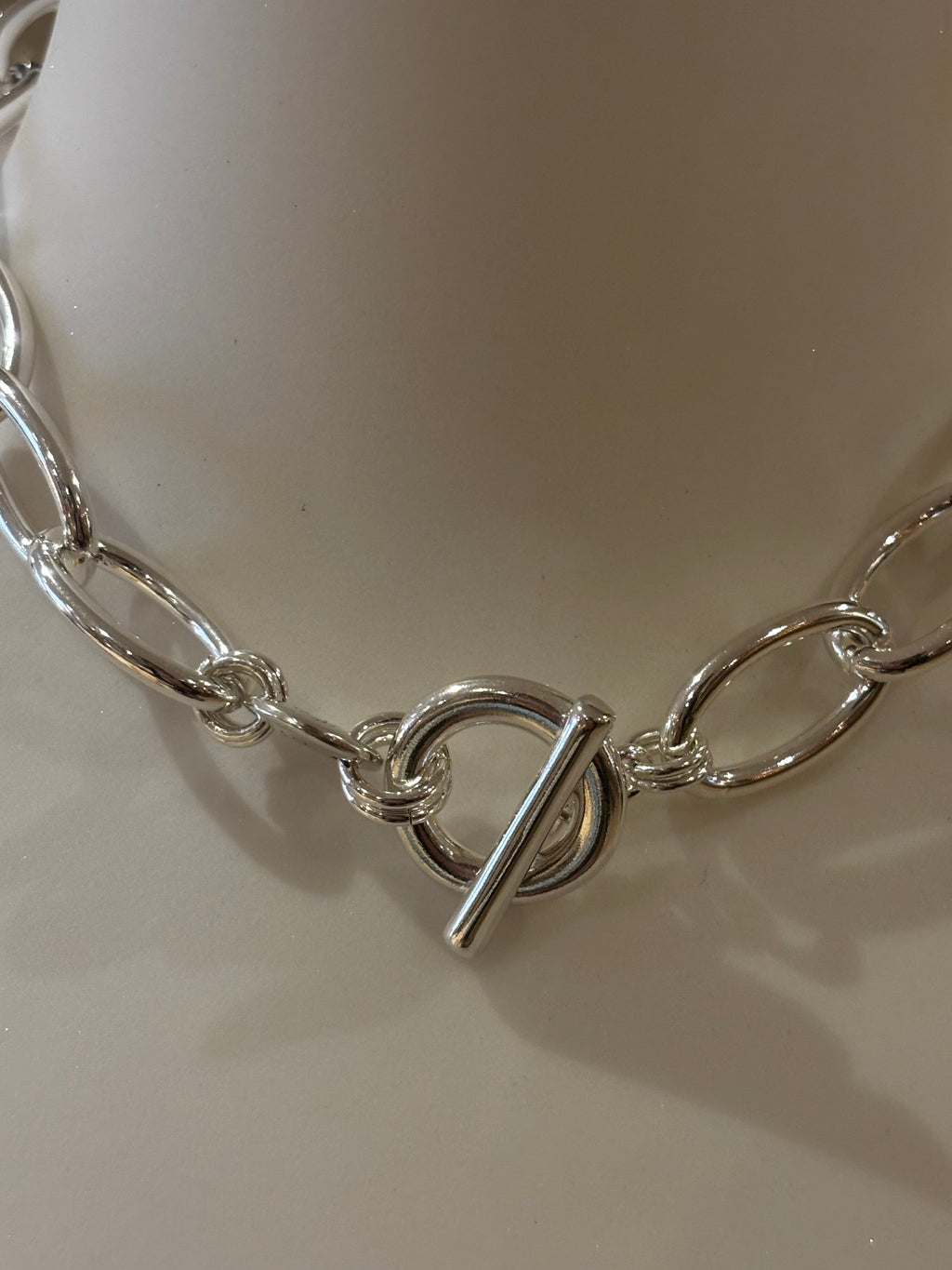 Collier ras de cou Scudo