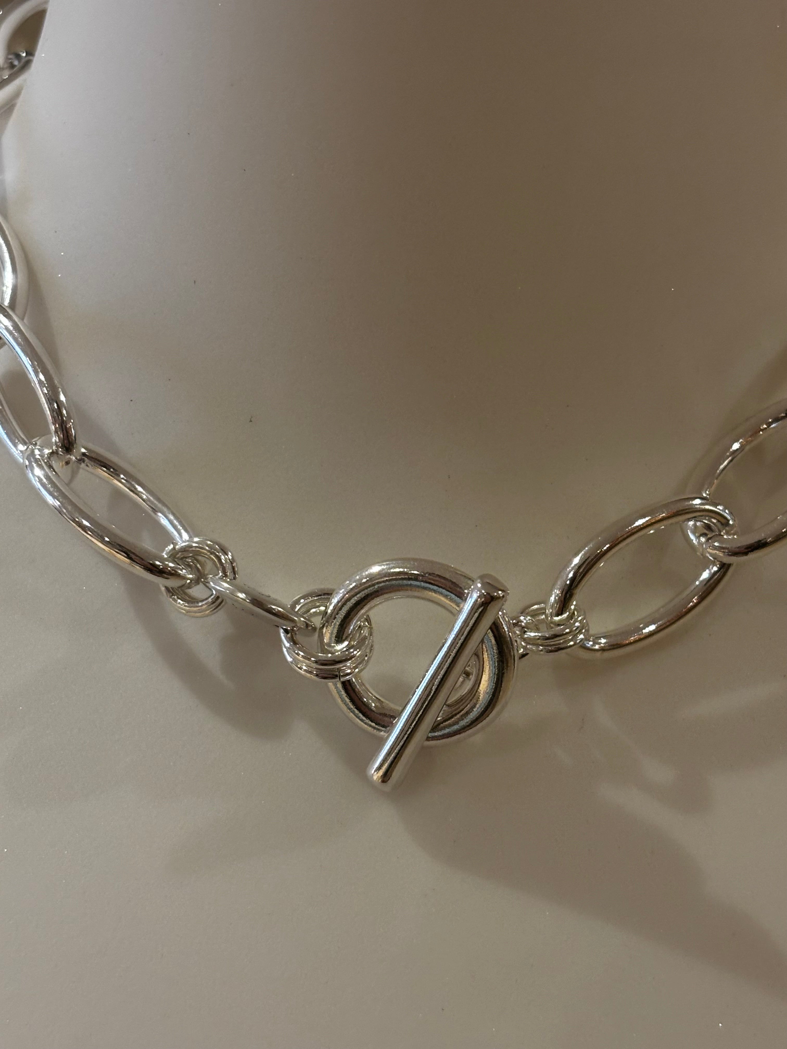 Collier ras de cou Scudo