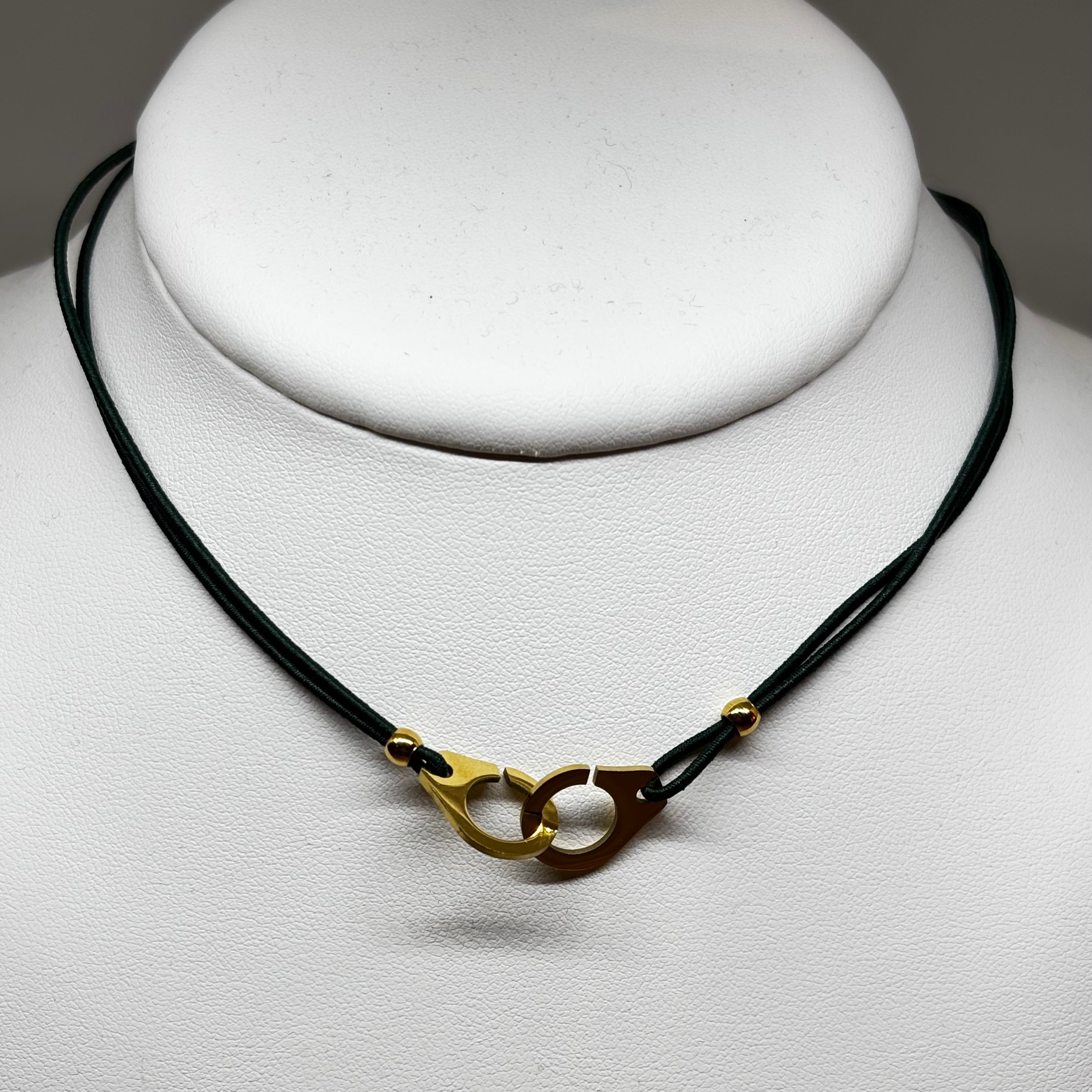 Collier menottes